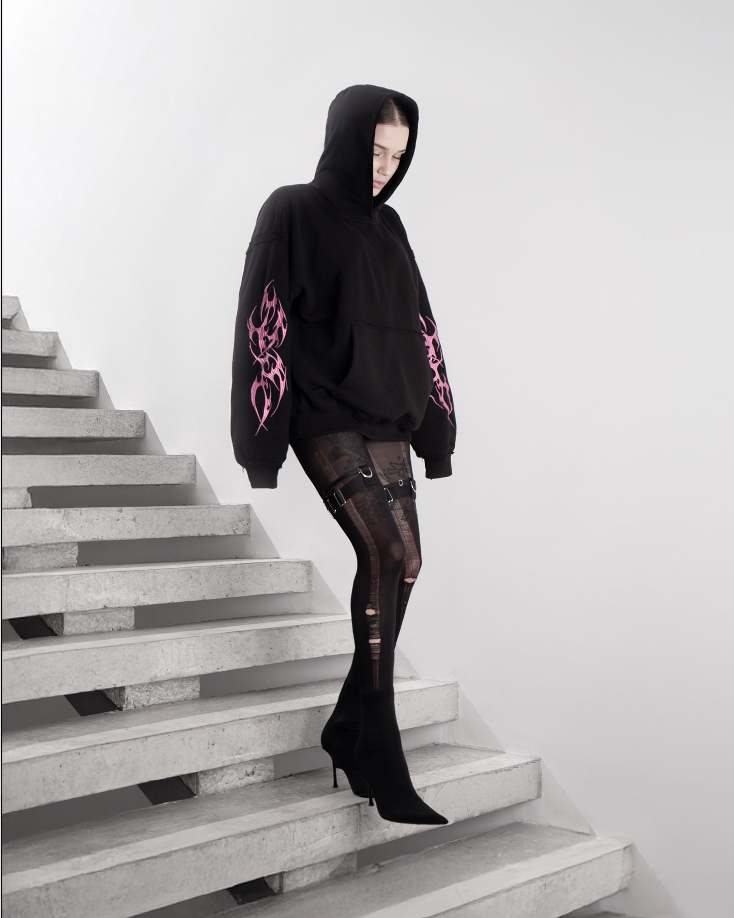 “⠏⠥⠗⠑⠀⠇⠕⠧⠑” HOODIE