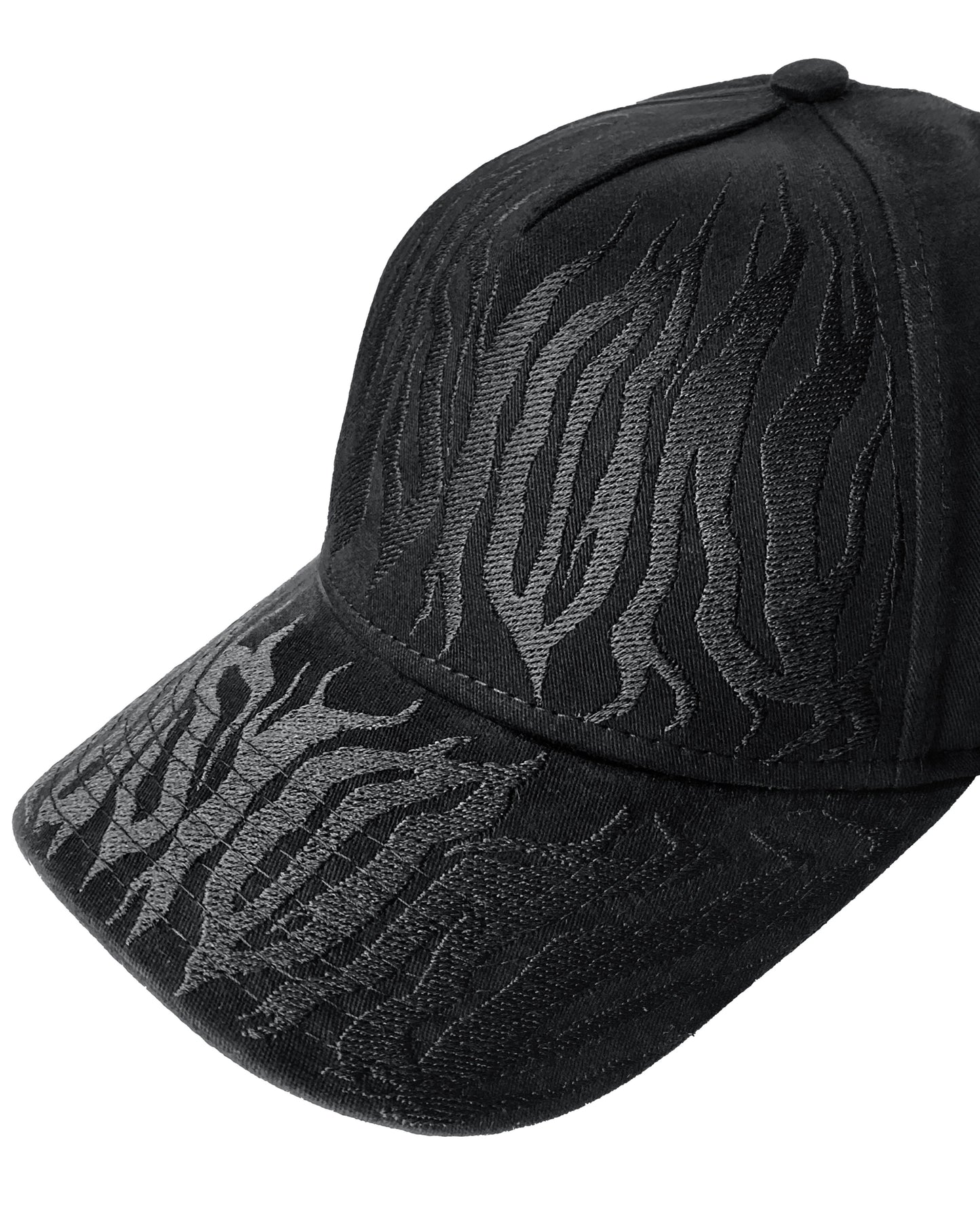 BLACKNESS CAP